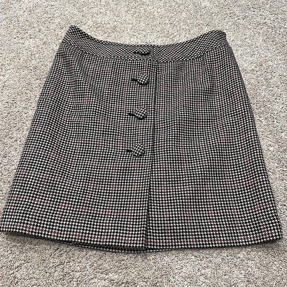 LOFT Dresses & Skirts - LOFT Houndstooth Wool Skirt